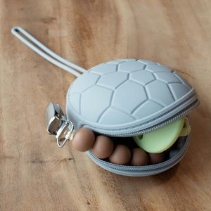 Silicone Pacifier Holder. Grey